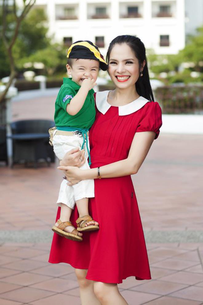 Cảnh bỉm sữa của dàn diễn viên amp;#34;Phía trước là bầu trờiamp;#34; sau 17 năm - 3