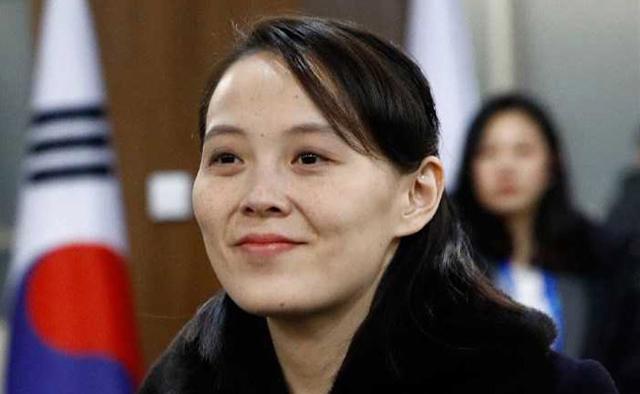 Người phụ nữ bí ẩn bên cạnh Kim Jong-un là ai? - 3