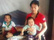Tin tức - Chồng mất vì tai nạn, người vợ trẻ “gồng gánh” chăm con song sinh 1 bại não, 1 mù lòa