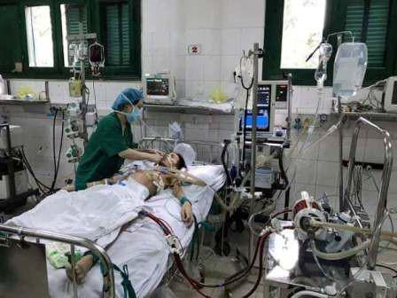 Nghẹn lòng bức thư người mẹ chờ phép màu đến với cậu con trai suy tim giai đoạn cuối - 1
