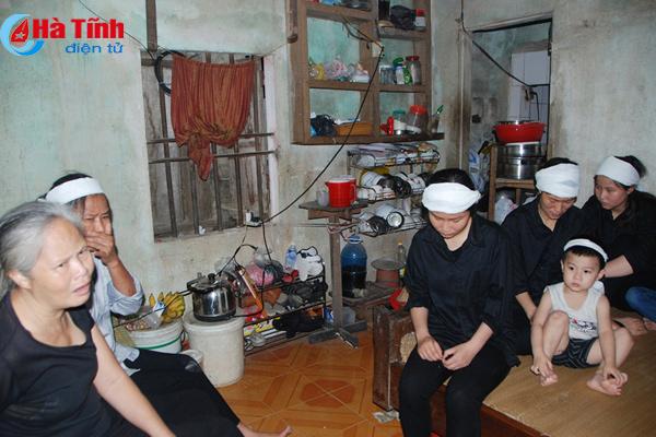 Nước mắt người vợ cùng 4 đứa con thơ mỏi mòn chờ đón thi thể chồng ở xứ người - 3