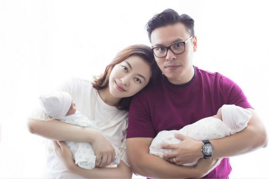 Sinh đôi con gái cho đại gia, chân dài Hong Kong lộ đôi chân sưng phù đáng sợ - 1
