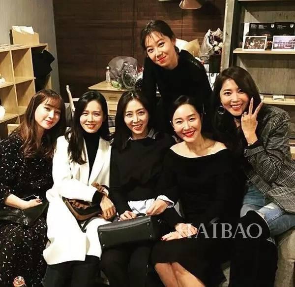 amp;#34;Tình đầu quốc dânamp;#34; Son Ye Jin đã đẹp nhưng hội bạn thân của cô cũng toàn amp;#34;cực phẩmamp;#34; - 4