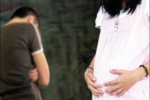 3 năm sau khi quất ngựa truy phong, bạn trai cũ quay lại đòi nhận con vì vợ vô sinh - 2