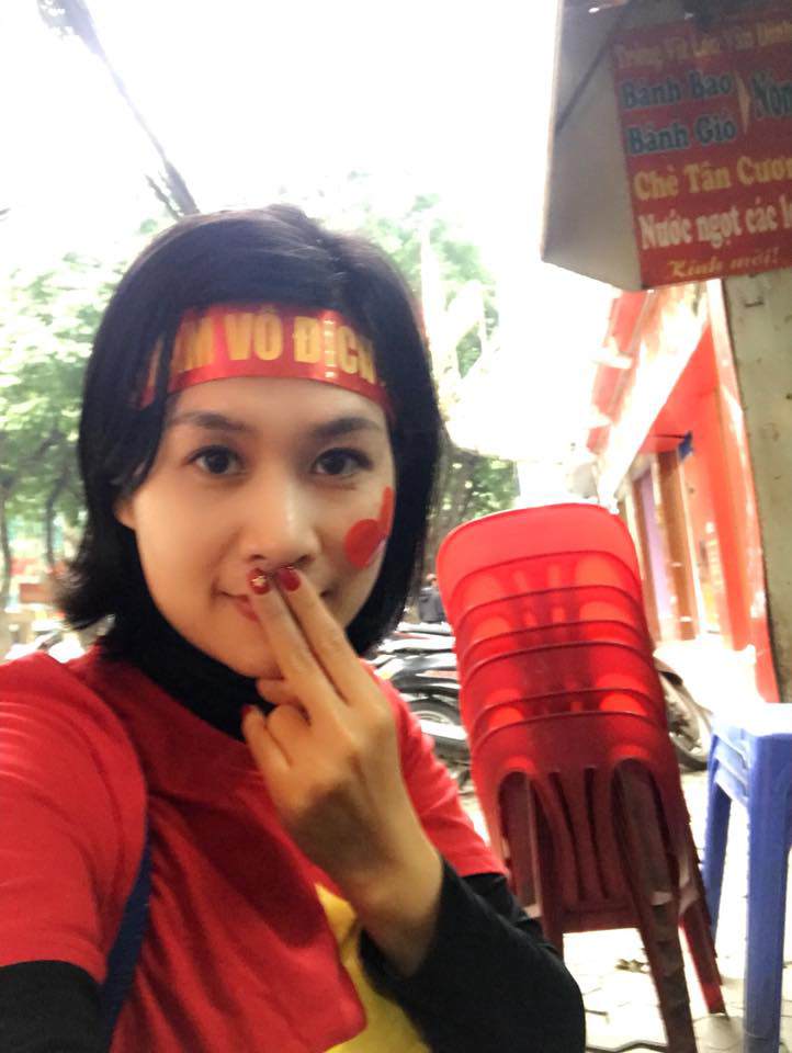 Cuộc sống khó ai ngờ của Nguyệt amp;#34;thảo maiamp;#34; trong Phía trước là bầu trời - 8
