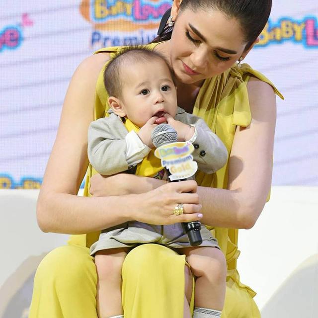 Cuộc sống làm mẹ đầy viên mãn của 2 mỹ nhân đẹp nhất Thái Lan và Philippines - 10