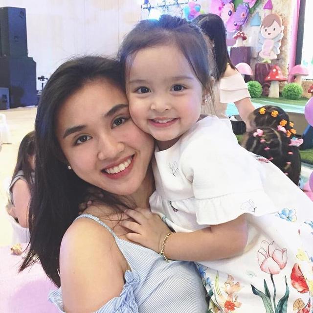 Cuộc sống làm mẹ đầy viên mãn của 2 mỹ nhân đẹp nhất Thái Lan và Philippines - 4