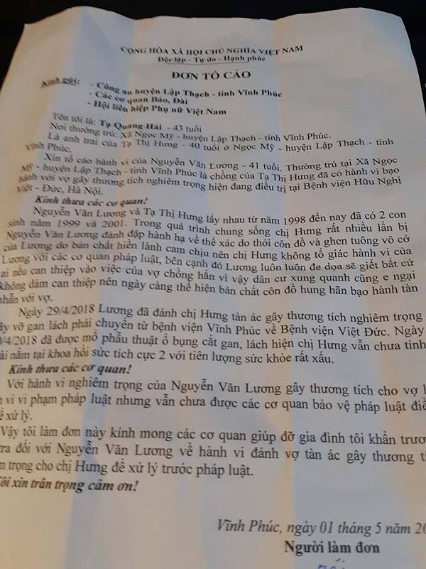 Vợ bị chồng lột quần áo, đánh ghen dã man giữa đường vì nói chuyện với người đàn ông khác - 2
