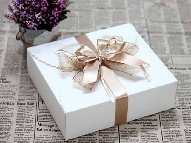 Món quà cưới chưa từng mở suốt 9 năm và bài học thấm thía về hôn nhân