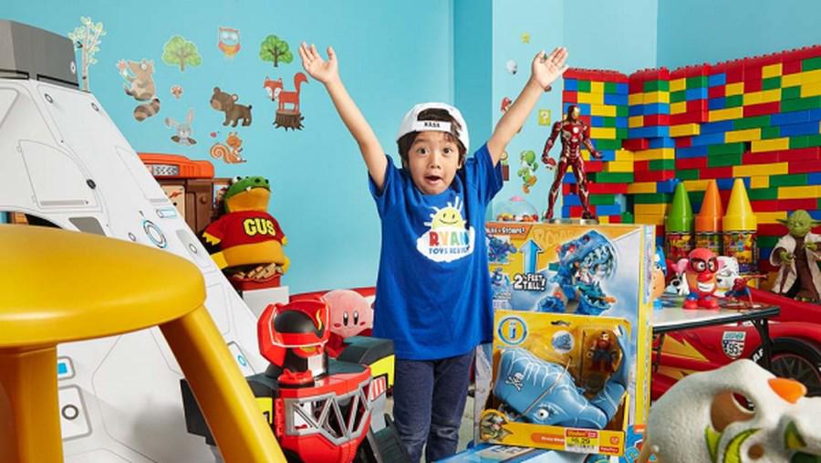 Ghen tị với mức thu nhập amp;#34;không phải dạng vừaamp;#34; của loạt sao nhí - 1