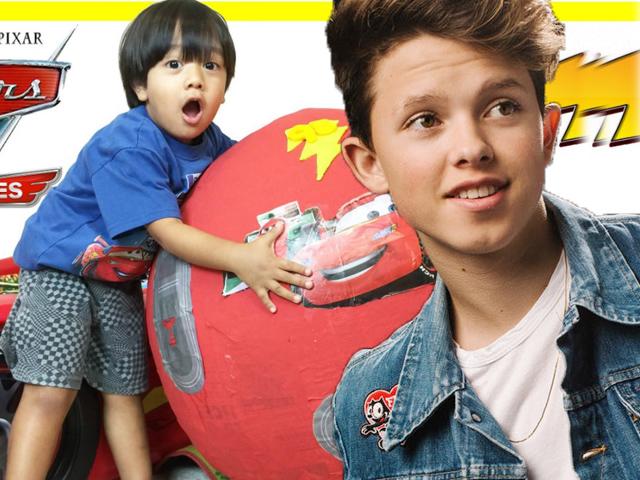 Ghen tị với mức thu nhập không phải dạng vừa của loạt sao nhí