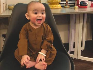 Em bé Việt kiều Mỹ 7 tháng ăn chay trường, má hồng như trái đào "đốn tim" dân mạng
