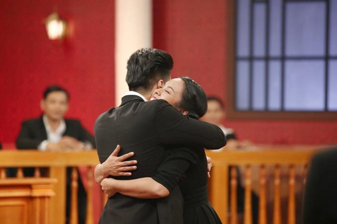 Con trai đáng yêu của amp;#34;Hoàng tử xiếcamp;#34; Quốc Nghiệp khiến Trấn Thành thích mê - 11