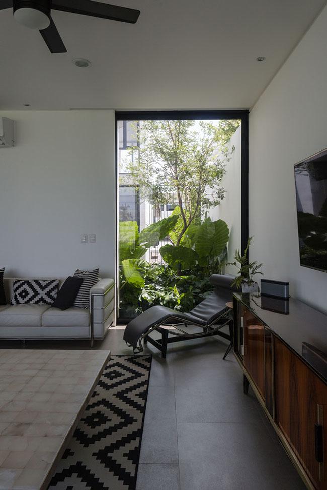 trong nhu do choi, nhung ben trong can nha nay lai vo cung sang trong - 13