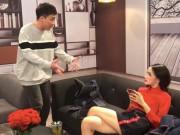 Làng sao - Video: Trấn Thành bị Hương Giang đáp trả khi đóng vai cô giáo thu phạt 100 nghìn đồng