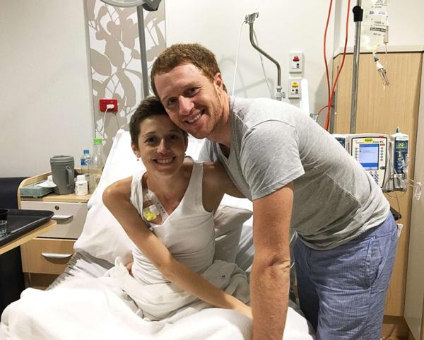 Tâm thư nổi nhất MXH của cô gái chết vì ung thư: Bỏ điện thoại xuống trước khi quá muộn! - 4