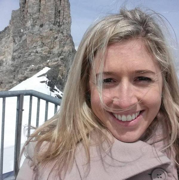 Tâm thư nổi nhất MXH của cô gái chết vì ung thư: Bỏ điện thoại xuống trước khi quá muộn! - 1