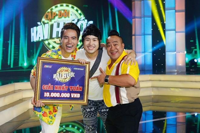 Xuất hiện bản đờn ca tài tử nịnh giám khảo amp;#34;gây sốtamp;#34;, Việt Trinh - Việt Hương được gọi tên - 14