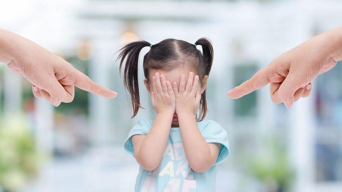 Mẹ càng quát to, con càng ngốc nghếch - 2