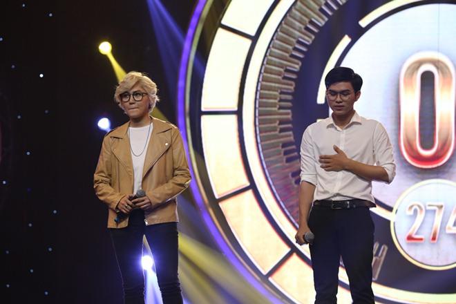 Ốc Thanh Vân, Thanh Duy òa khóc như đứa trẻ khi nghe bài hát về người con xa nhà - 1