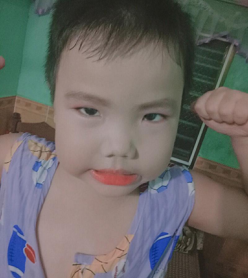 Dân mạng cười lăn vì nỗi sợ mang tên amp;#34;trang điểm diễn văn nghệamp;#34; - 8