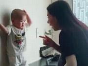 Làm mẹ - Biểu cảm của con trai khi bị mẹ Phi Nhung mắng khiến ai cũng khen vì quá yêu