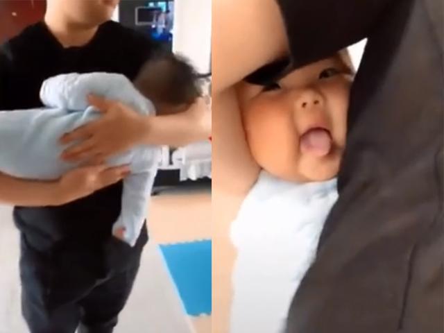 Cười ngả nghiêng với màn trốn ngủ của em bé má bánh bao