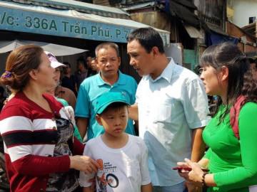 MC Quyền Linh viếng 2 hiệp sĩ vừa qua đời, thăm hỏi 3 hiệp sĩ bị trọng thương