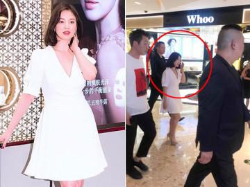 Ngôi sao 24/7: Dù đẹp xuất sắc nhưng Song Hye Kyo lại "thấp lè tè" khi đi cạnh vệ sĩ