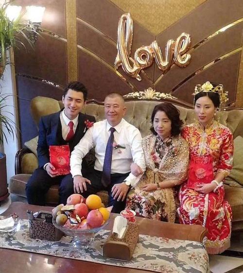 Nhờ bố là đại gia, cô gái xấu xí cưới được chồng đẹp như tài tử Hàn Quốc - 1