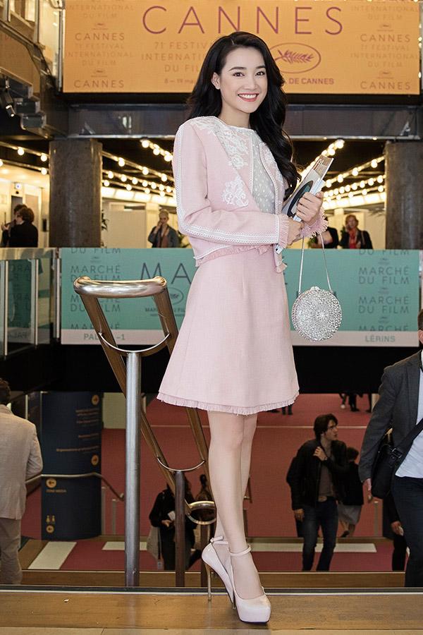 Nhã Phương chính là thánh đi giày cao gót tại LHP Cannes 2018 - 6