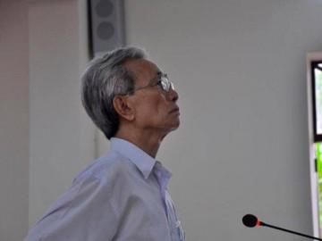 Vụ Nguyễn Khắc Thủy dâm ô trẻ em: Kháng nghị hủy án, tạm đình chỉ chủ tọa phiên tòa