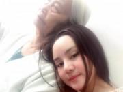 Giải trí - Vy Oanh mong mọi người cầu nguyện cho mẹ tai qua nạn khỏi