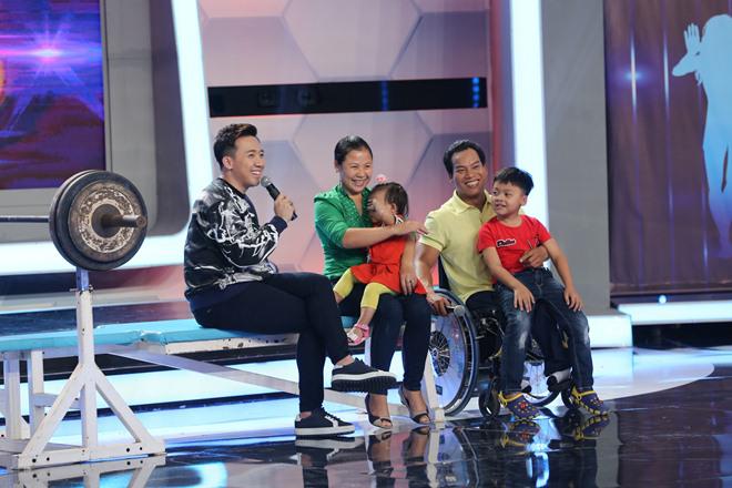 Lộ diện amp;#34;Thánh lồng tiếngamp;#34; cho hàng ngàn phim quen thuộc, Hoài Linh - Trấn Thành bái phục - 7