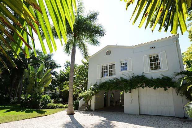 ben trong biet thu cua trum mafia khet tieng co gi? - 16