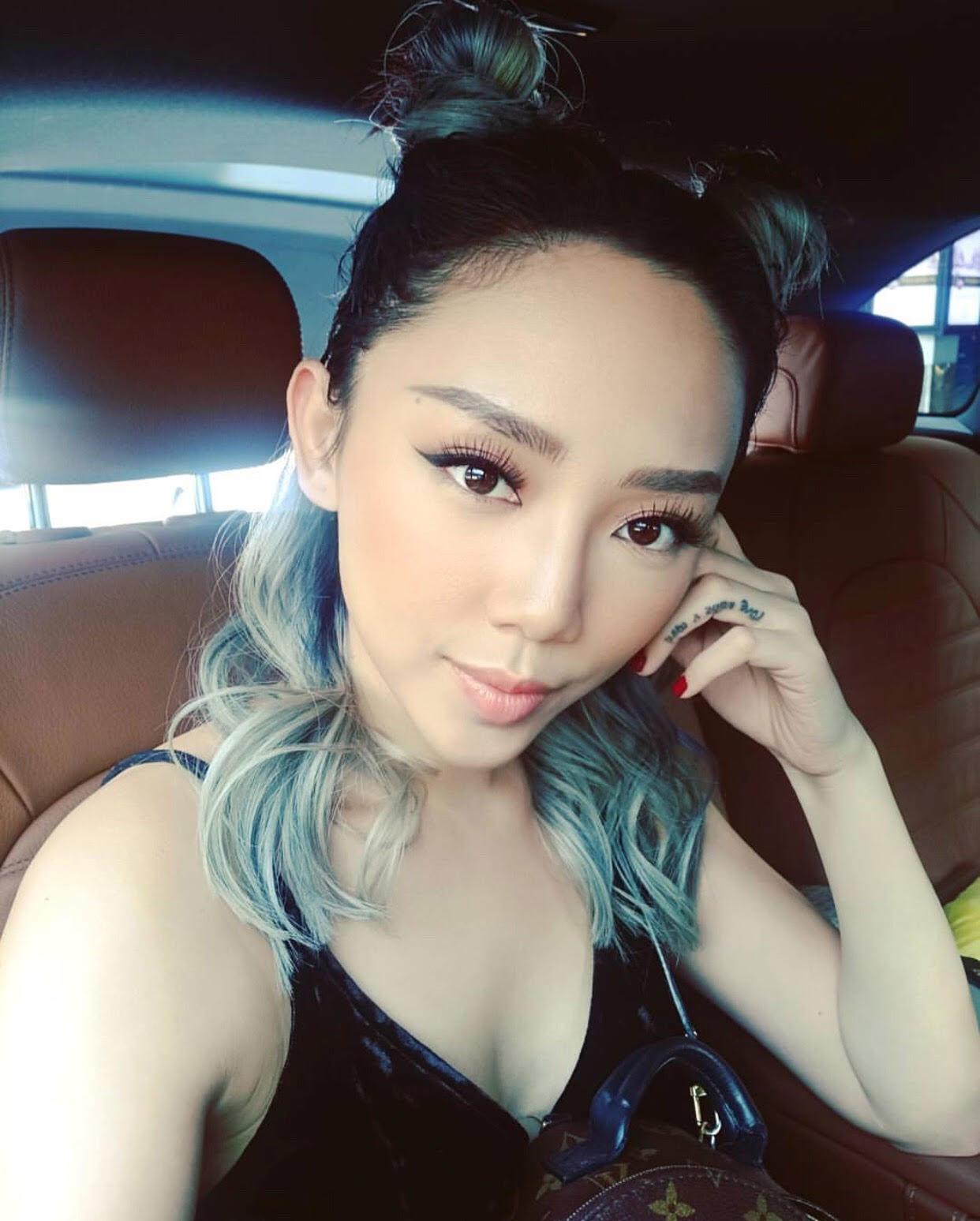 Sao Việt tô son nude: Người đỉnh cao sang trọng, kẻ chìm xuồng quê mùa - 11