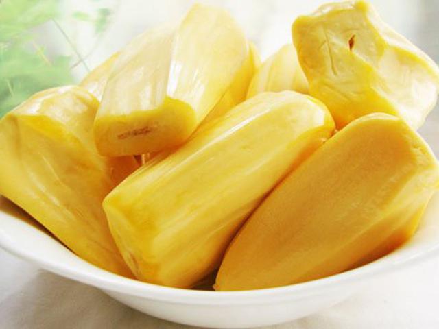 Thực hư việc ăn mít, xoài, vải, nhãn…sẽ bị nóng, trẻ mọc rôm sẩy