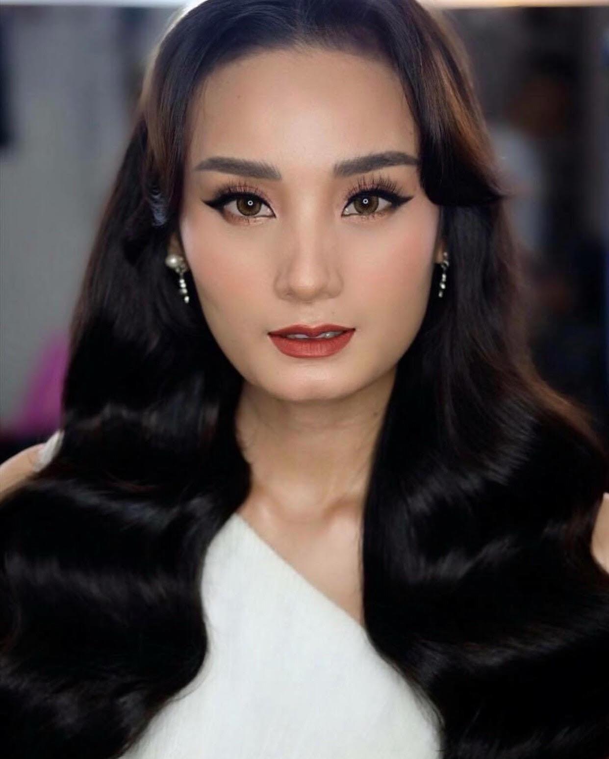 Muốn xuất hiện thật lộng lẫy, nhiều người đẹp Vbiz amp;#34;gửi gắmamp;#34; cả vào cặp đôi trai tài này - 17