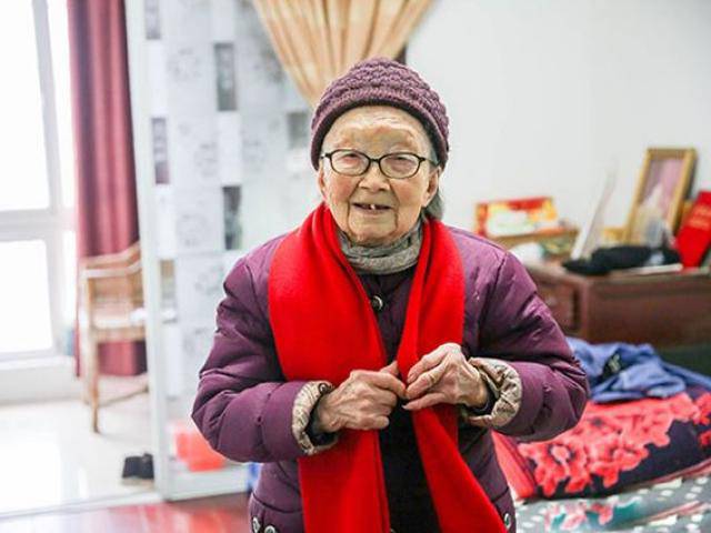 Cụ bà 107 tuổi cả đời chỉ theo quy tắc 5 không: học ngay để sống khỏe tới già!