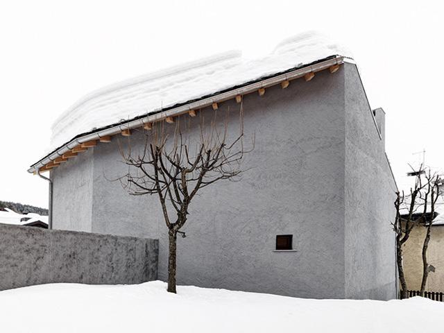 chang ai ngo nha co bo hoang o nong thon lai bien thanh nha nghi dep hoan hao den the - 8