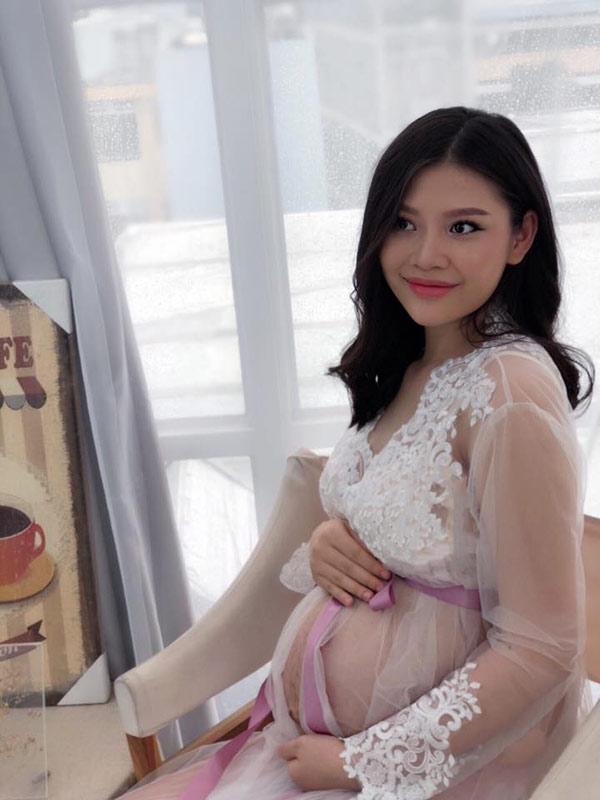 Sau sinh rạn da đến xót xa, Chúng Huyền Thanh tự tin amp;#34;mình vẫn còn lãi lắmamp;#34; - 4