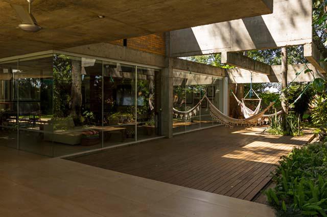 "me met" can nha cuc mat nam giua rung, nguoi nguoi muon vao tranh nong - 7