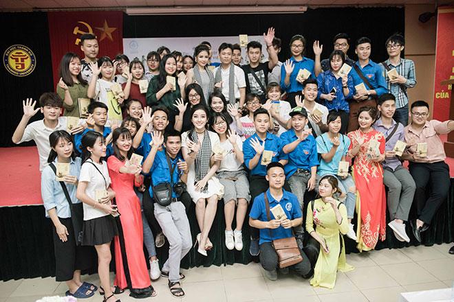 Á hậu Huyền My: amp;#34;Ai cũng có cuộc chiến của riêng mìnhamp;#34; - 2