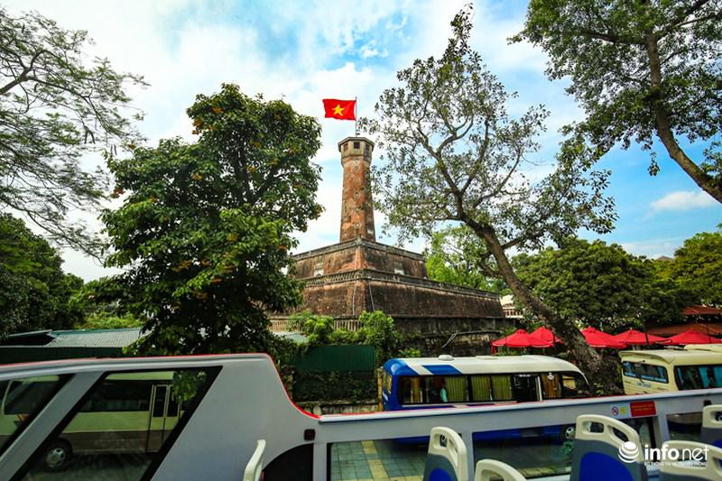 Có một Hà Nội đẹp khác lạ nhìn từ nóc xe bus 2 tầng - 5