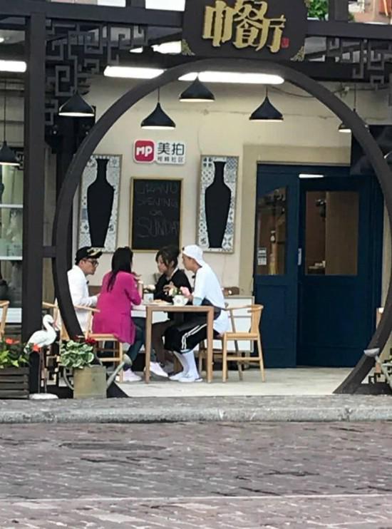 Bắt gặp Tô Hữu Bằng và Thư Kỳ sang tận Pháp để gặp mặt Triệu Vy - 6