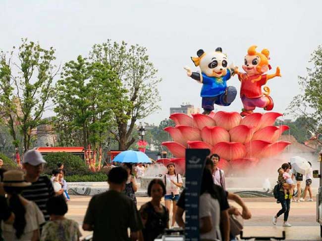 sung so truoc toa nha toan bang su trang muot hon 142 nghin ty, lon nhat the gioi - 18