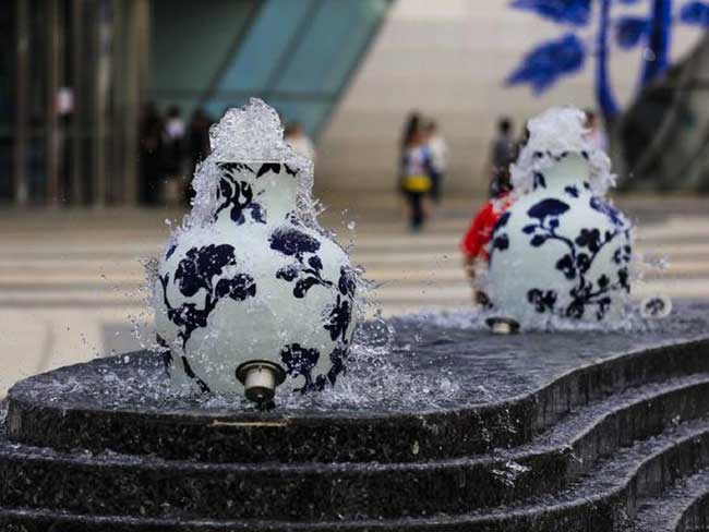 sung so truoc toa nha toan bang su trang muot hon 142 nghin ty, lon nhat the gioi - 8