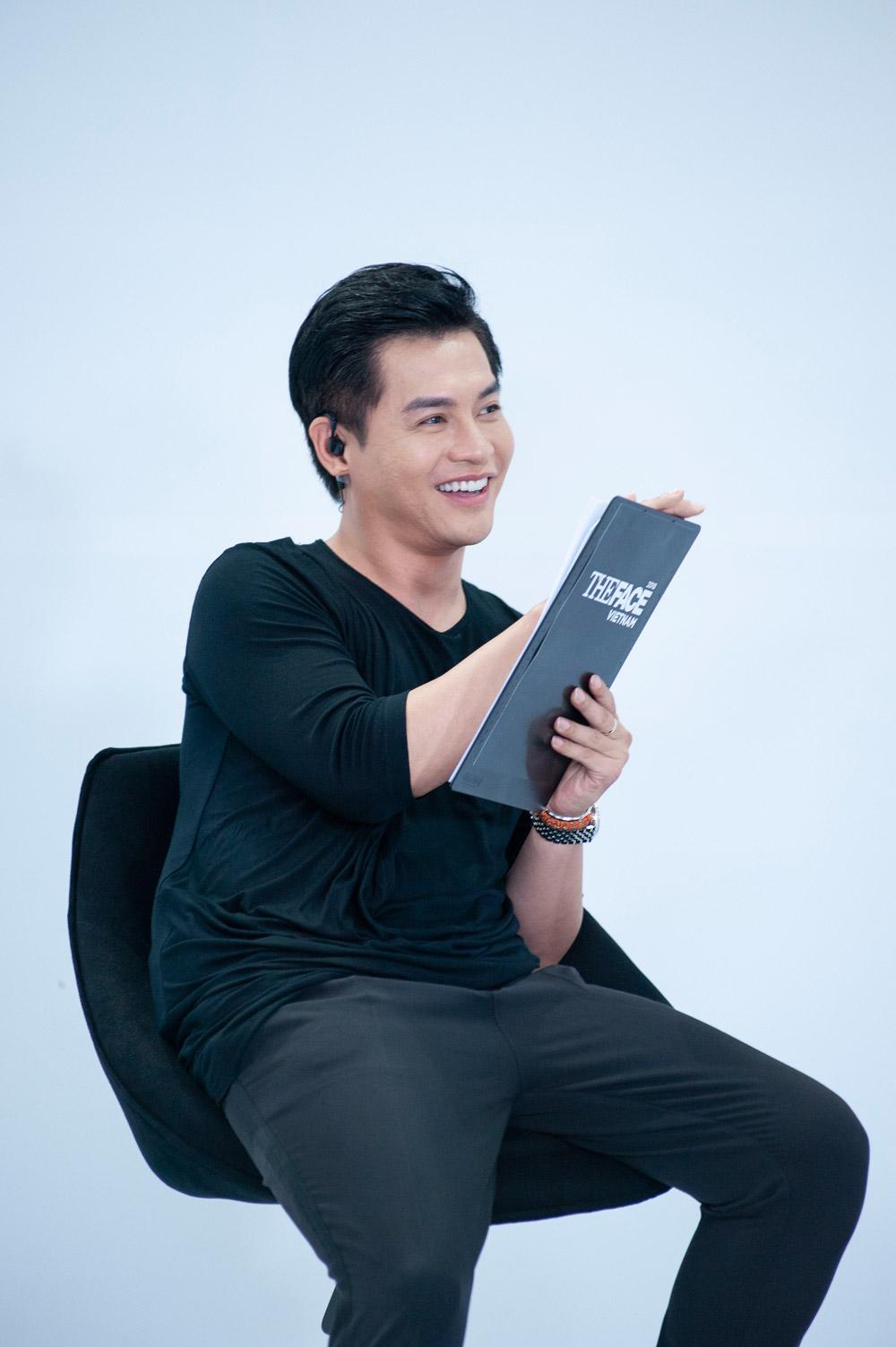 Bị stylist riêng tố keo kiệt, Minh Hằng vẫn xinh đẹp thị phạm catwalk tại The Face - 12