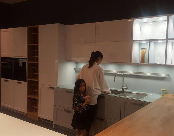 Cận cảnh căn hộ sang trọng ấm cúng của vợ chồng diễn viên Minh Tiệp và con gái đáng yêu - 12