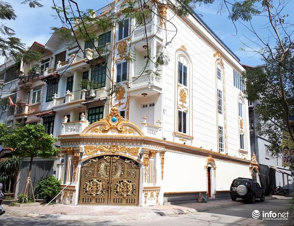 choang ngop truoc nhung can biet thu to nhu toa lau dai, dep sung sot giua dat ha thanh - 1